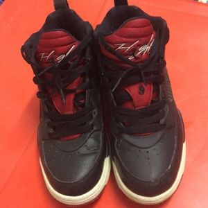 Nike Air Flight size 7Y